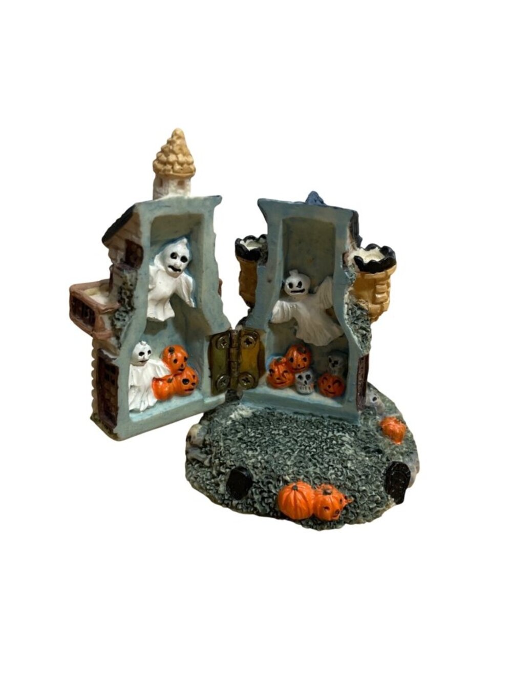 Dracula Castle Halloween Village House Diorama Pumpkins Ghosts Spooky 3.5 inch